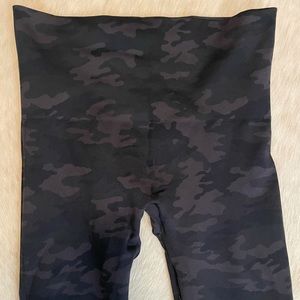 Spanx leggings camo